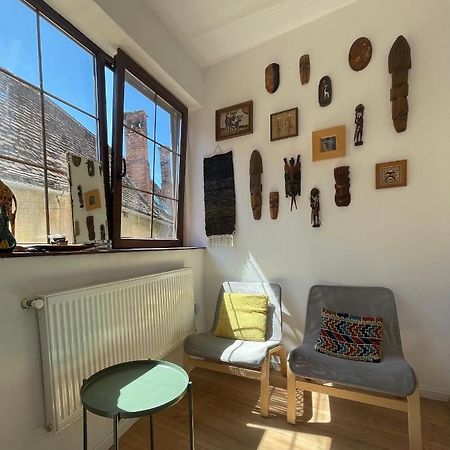 Central Retro Apartment Sibiu Luaran gambar